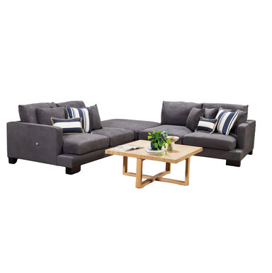 Manhattan modular lounge showing flexible layout with large 